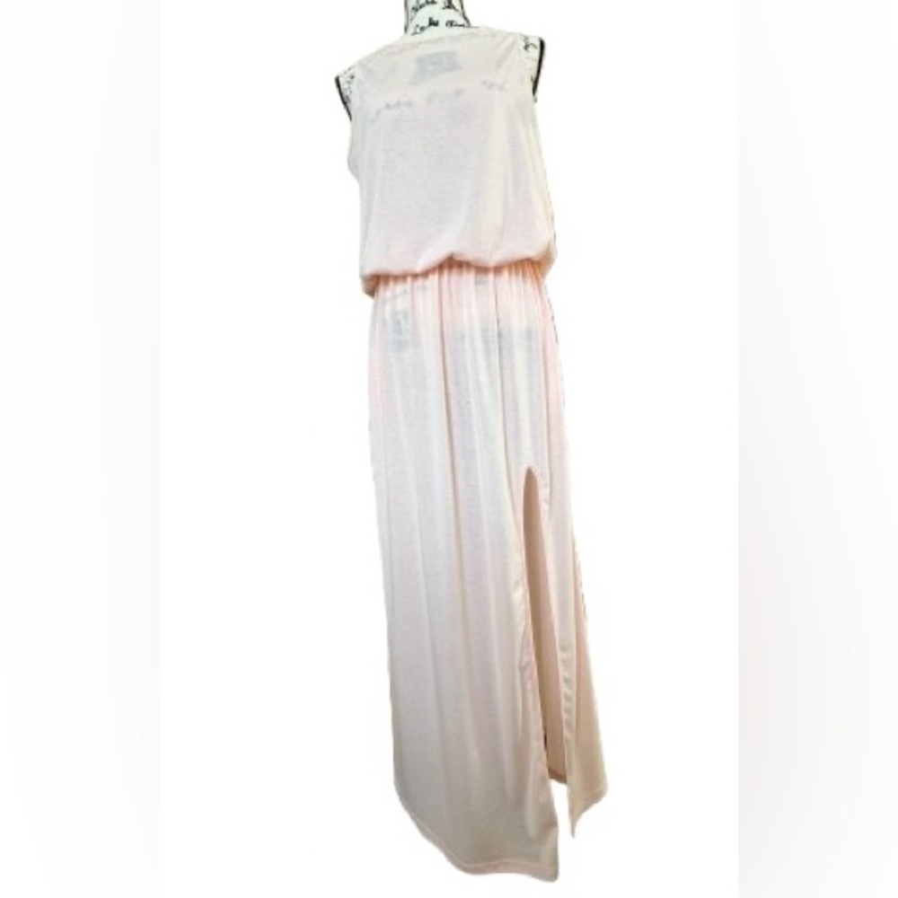 C.O.Z.Y. Pink maxi jersey dress . Size M.